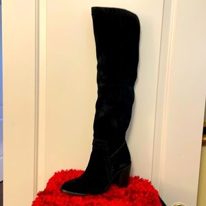 Vince Camino  NWT Black Suede Boot